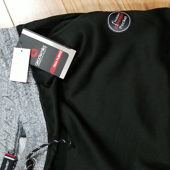 5X New Akademiks short - Picture 4 of 7